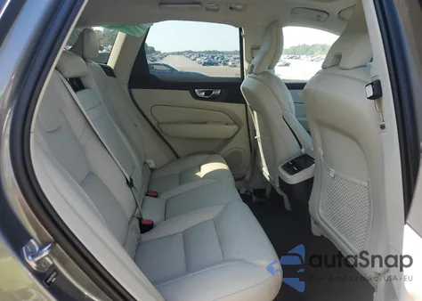 2021 Volvo Xc60 T5 Inscription from USA, damaged, VIN YV4102RL5M1831312